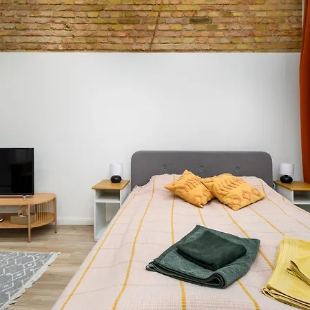 Downtown 2 Minutes From Opera House Apartment Budapest