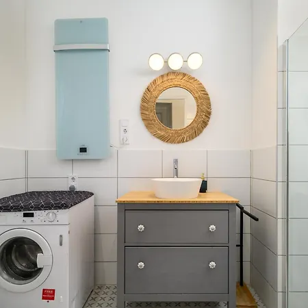 Apartment Downtown 2 Minutes From Opera House